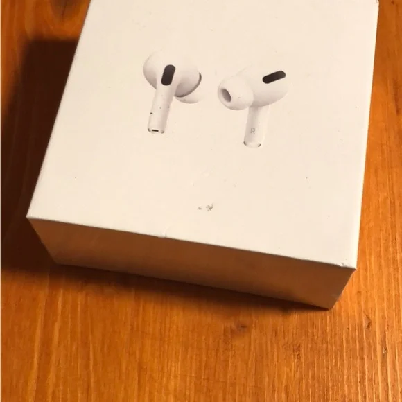 EARBUDS